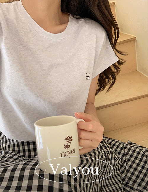 [valyou] Cap sleeve embroidery T-shirt Korea
