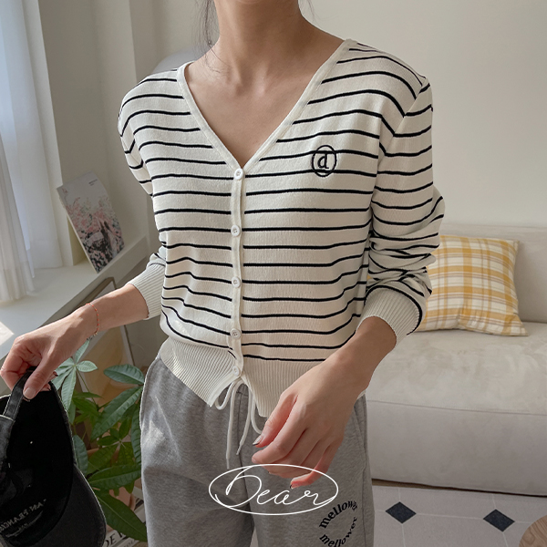 Republic of Korea reigning Women's Clothing Store [CANMART] Remind [Fall  New Arrivals August~] [Dear Short Women] Embroidered horizontal striped  V-neck Cardigan