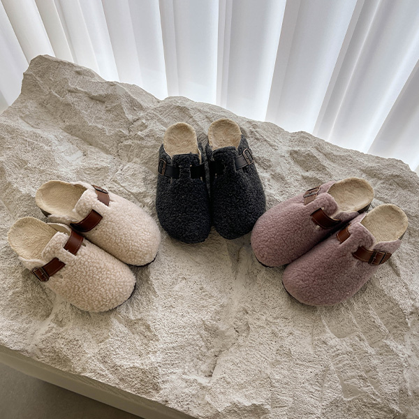 Curly Belt Slippers