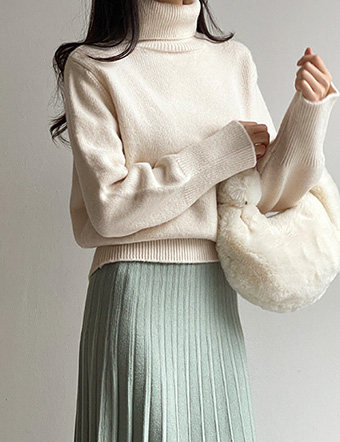 Milky Wool Turtleneck Knitwear Korea