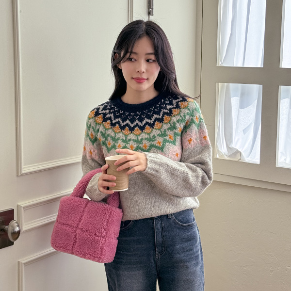 Winter Flower Knitwear