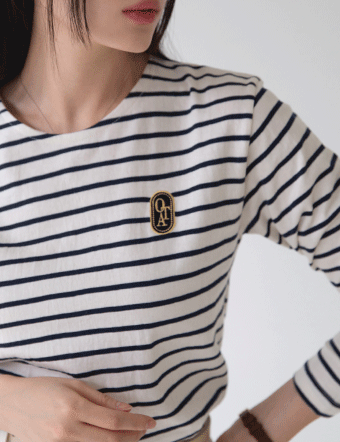 Embroidered Patch Stripe T-shirt Korea