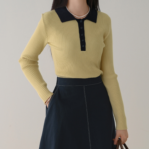 Color matching collar ribbed knitwear