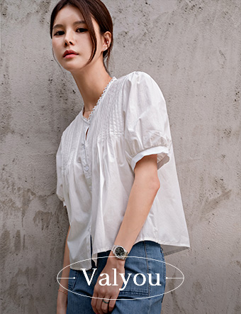 [valyou] Lace Pintuck Short-sleeve Blouse Korea