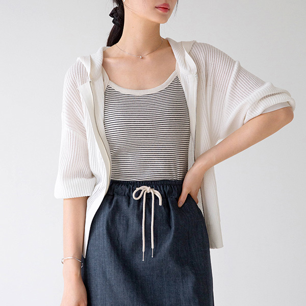 Fancy Zip-Up Hooded Knitwear