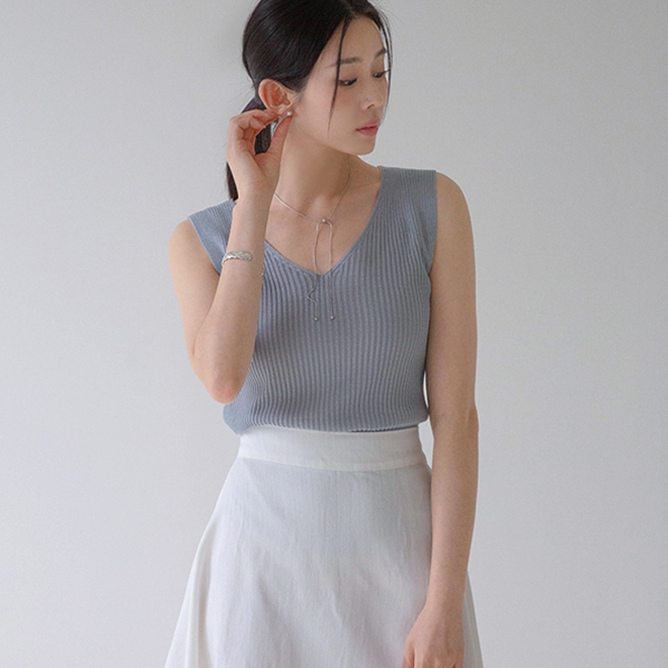 Under V-neck ribbed Sleeveless shirts