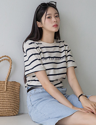 Ridge Horizontal stripe T-shirt Korea