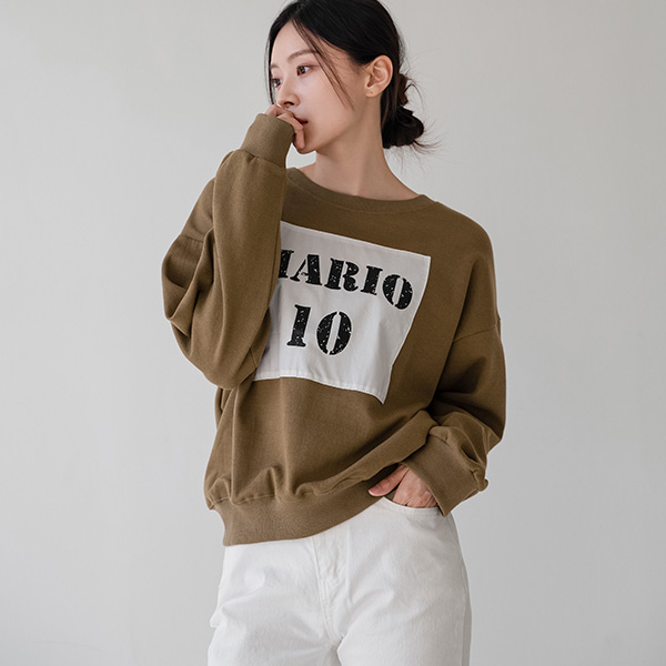Mario Ten Patch Sweatshirt