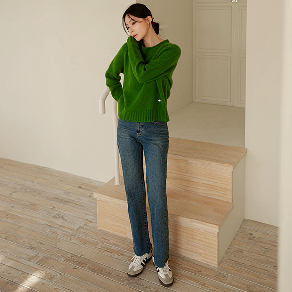 SymbolRaglan Round Knitwear