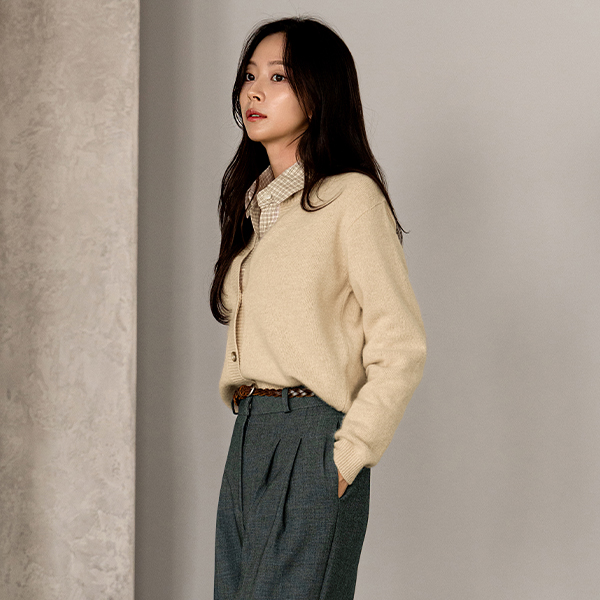 Wool pastel Round Cardigan