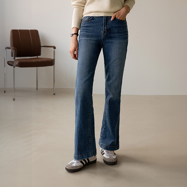 Front Wrinkle Banding Boot cut Denim Pants