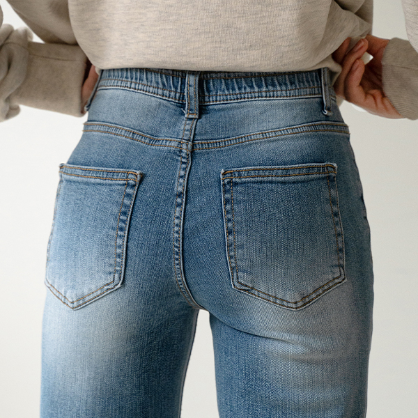 Cutting Straight Wide Banding Pants