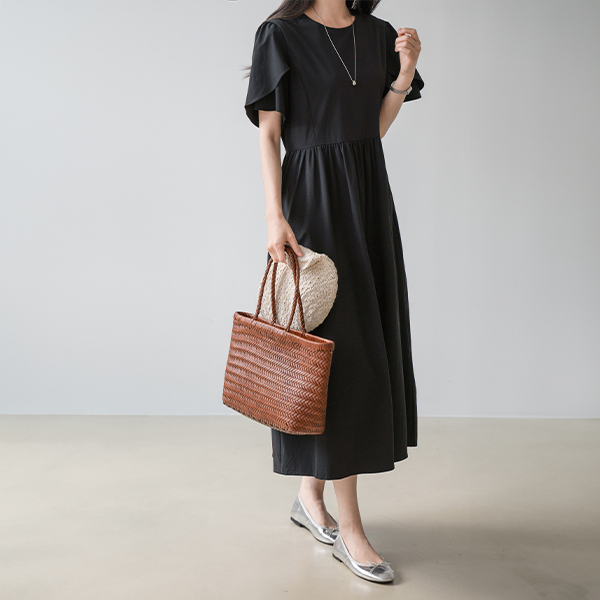 Wing Sleeve Round Long Dress