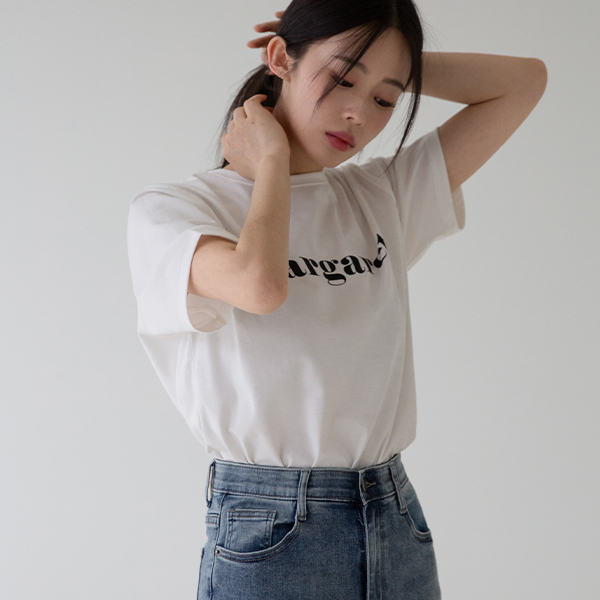 [valyou] Margaret Short-sleeve T-shirt