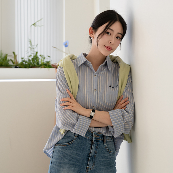 Lettering Embroidery Stripe Shirt