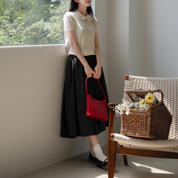 Rustling A Flare Skirt