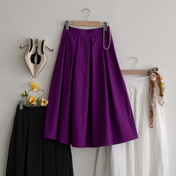 Rustling A Flare Skirt