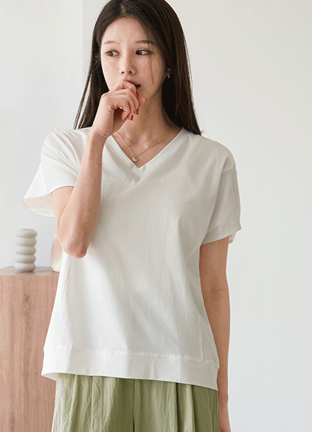 [Special Sale] With V Short-sleeve T-shirt Korea