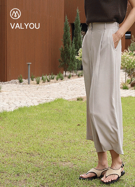 [valyou] Slosh Pintuck Eight-quarter length Banding Slacks Korea