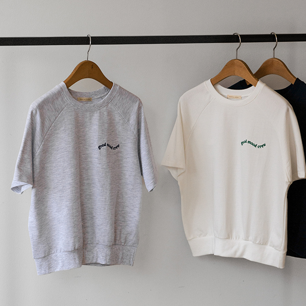 [Special Sale] Block Embroidery Short-sleeve sweatshirt