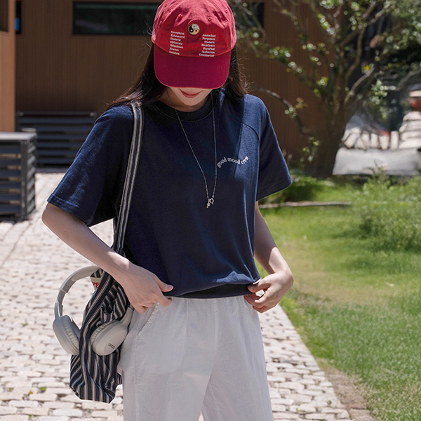 [Special Sale] Block Embroidery Short-sleeve sweatshirt