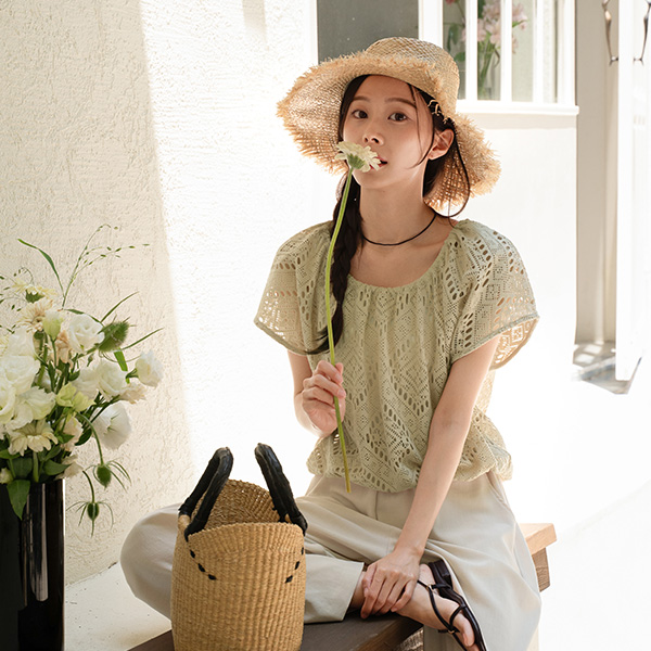 Crochet Shirring Knitwear Blouse