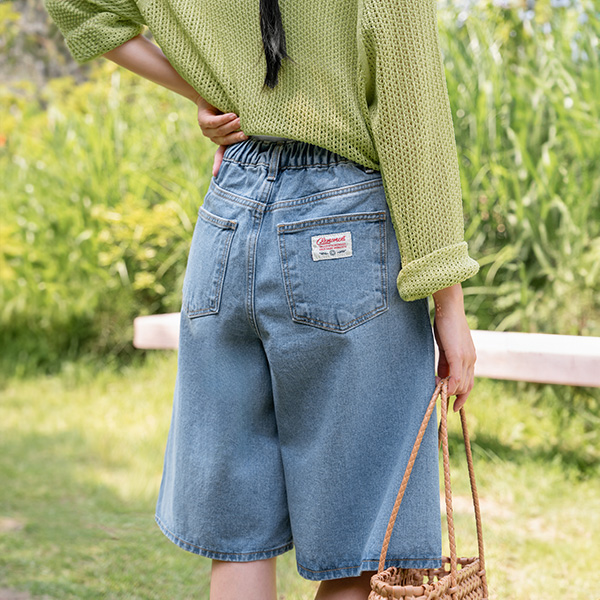 Patch Back Banding Bermuda Pants