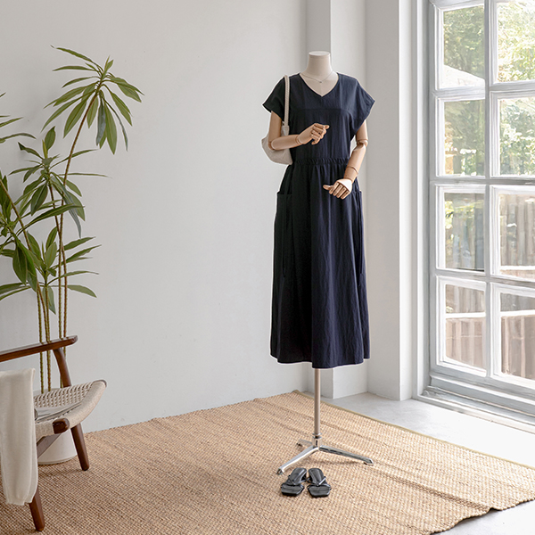 V-neck string 포켓 Dress