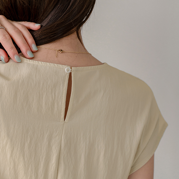 V-neck string 포켓 Dress