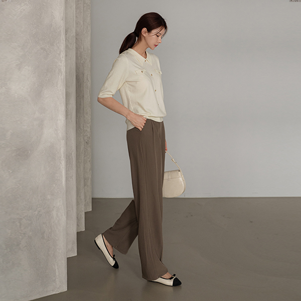 Gold Button Short-sleeve Collar Knitwear