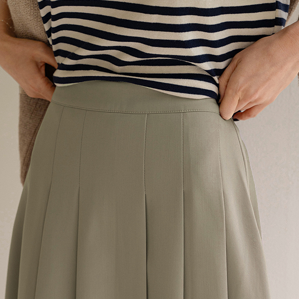 키작아도 에이 Pleats Skirt