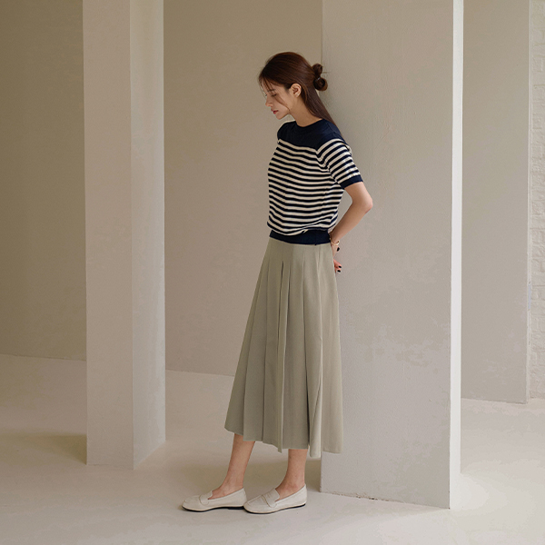 키작아도 에이 Pleats Skirt