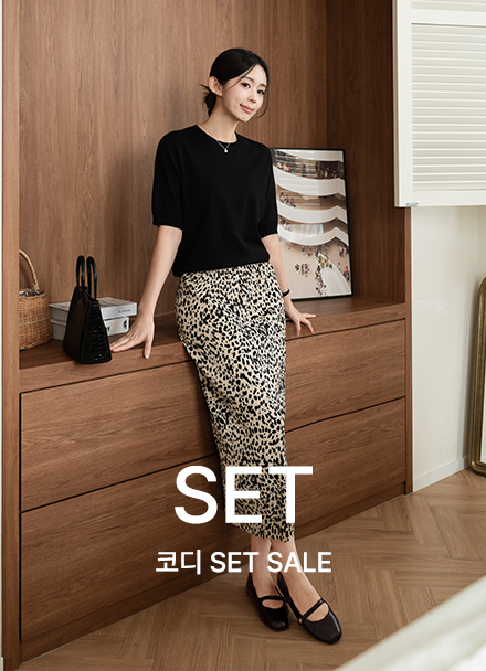 [코디set] 모던 Round Short-sleeve Knitwear+플로 Leopard Banding Skirt Korea