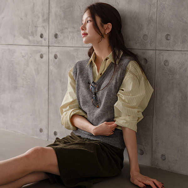 포켓 라벨패치 단 Shirt