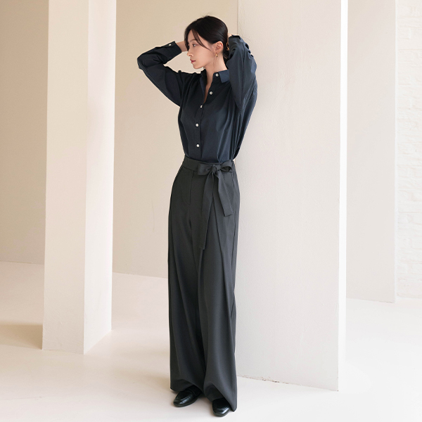 Turning double pleated slacks