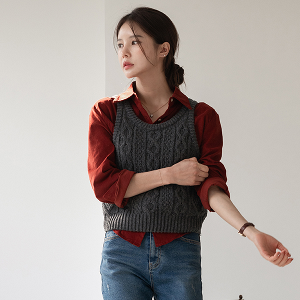 [valyou] Embroidered Pocket Corduroy Shirt