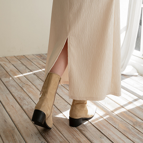 St. Slit Banding Skirt