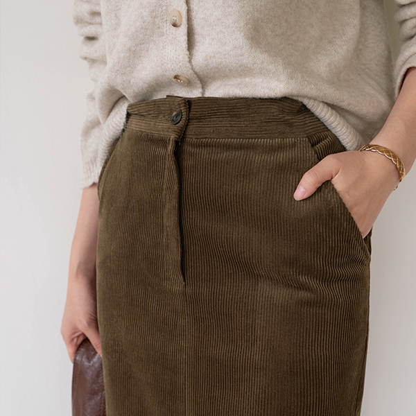 Terry Corduroy Front Slit Skirt