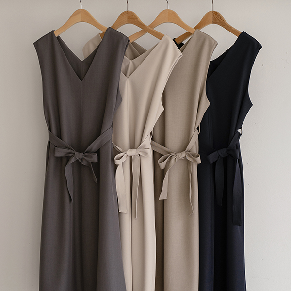 Cozy V Long Dress