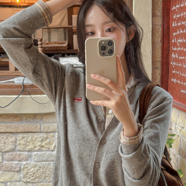 Heart Embroidery V Cardigan