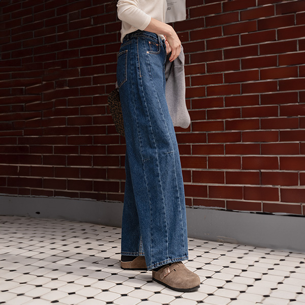 Mare Incision Curve Denim Pants