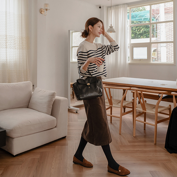 Front Slit Corduroy Straight Span Skirt