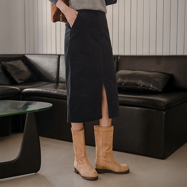 Front Slit Corduroy Straight Span Skirt