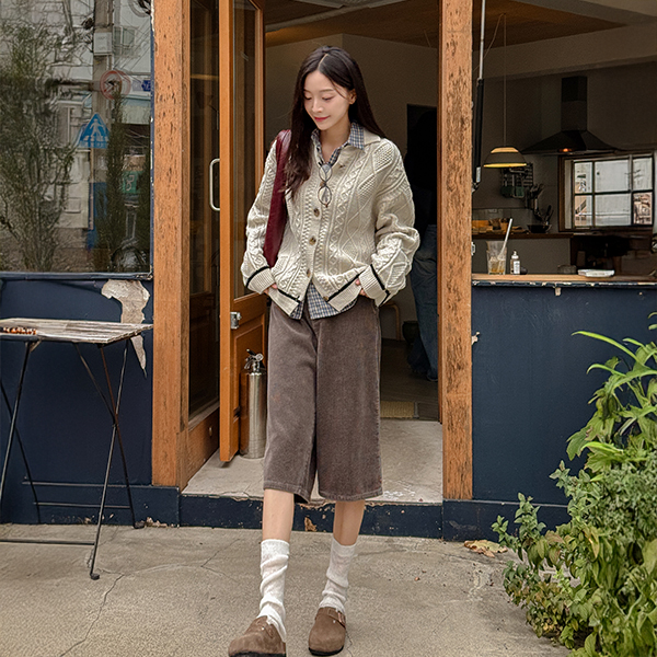 마인드 케이블 Collar Knitwear