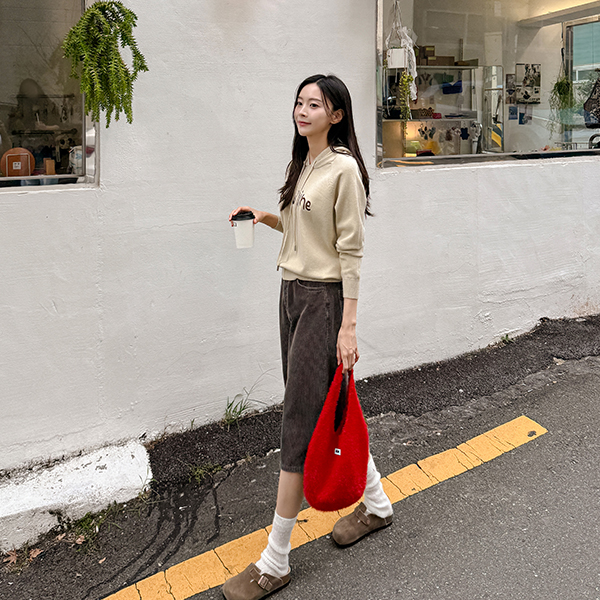 Dining Corduroy Bermuda Pants