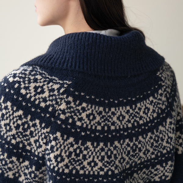 Nordic Highneck Zip up Knitwear