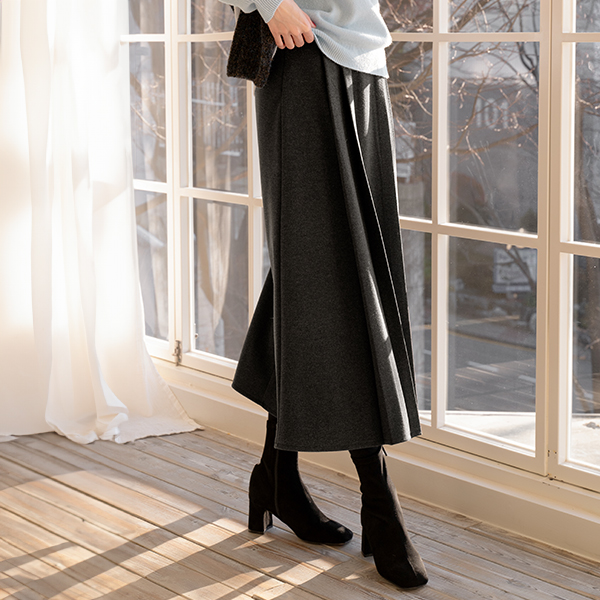 Pleats Back banding Belt Skirt