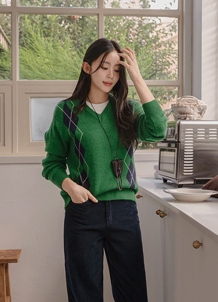 포근 아가일 V-neck Knitwear Korea