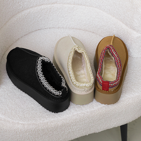 Ethnic Platform shoes Fur Blopper