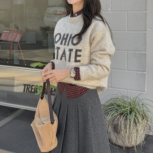 State Lettering Wool Round Knitwear